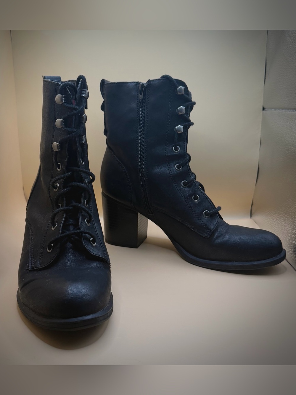 Black Women's Lace-Up Block Heel Ankle Combat Boots